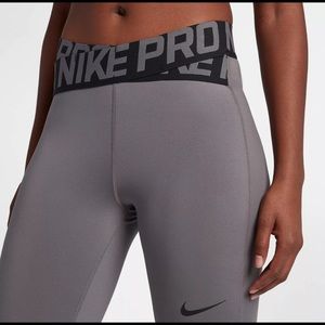 Nike Pro Intertwist women’s High Waistband